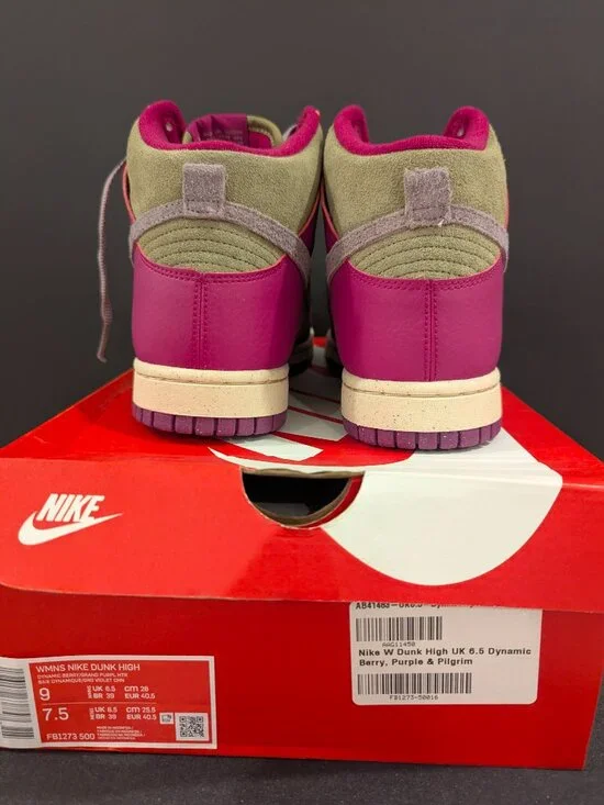 WMNS Nike Dunk High - Sz 9W - Dynamic Berry / Grand Purple Heather - Picture 7 of 7